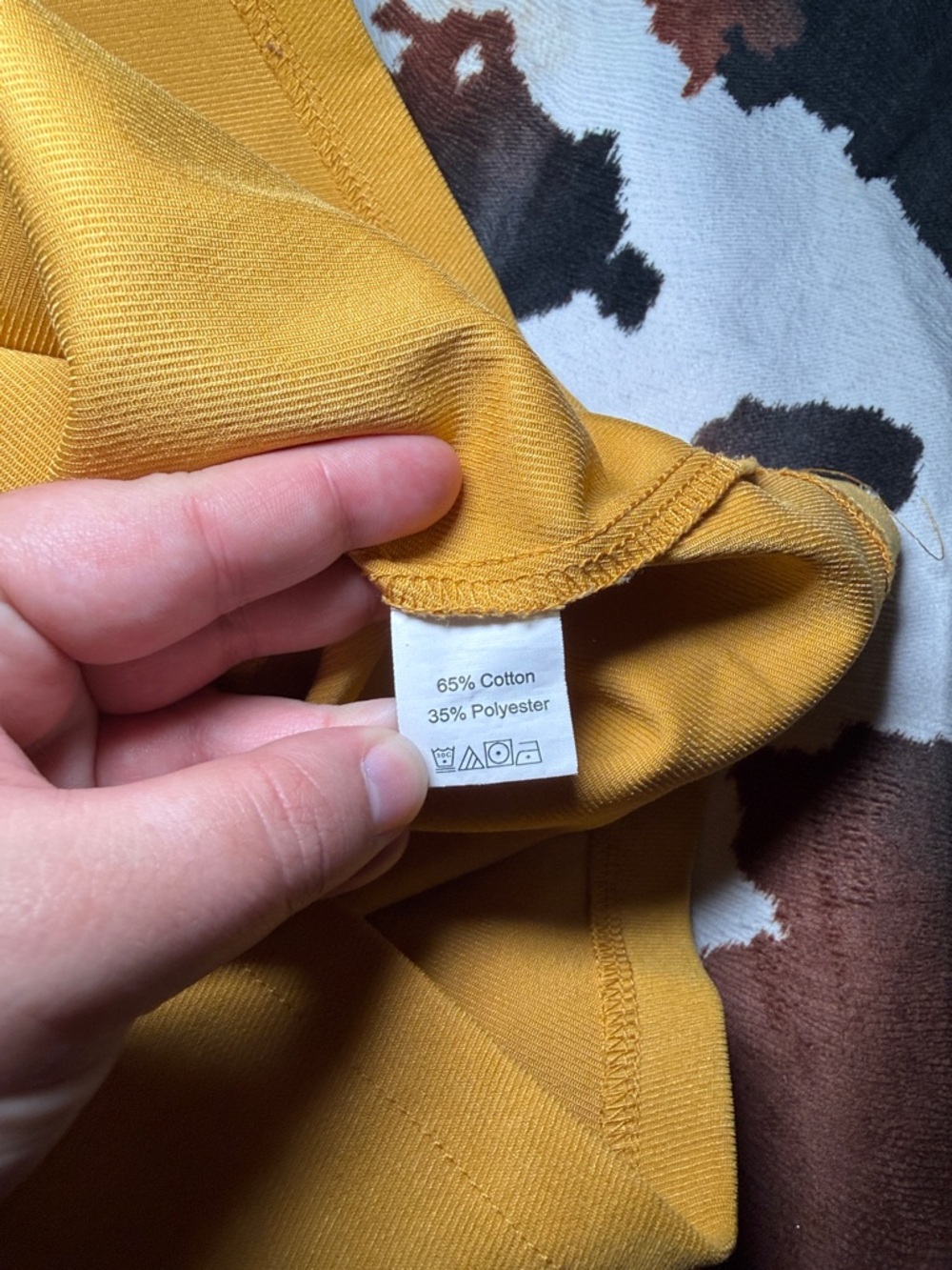 ROMWE Yellow Button Down Crop Top Size Large - Picture 4 of 6